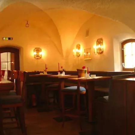 Romantik Tuchmacher Hotel 4*