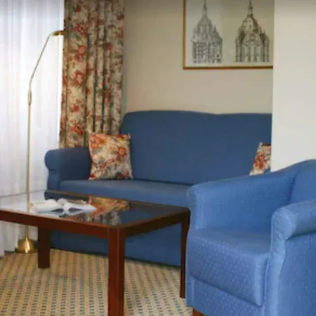 Hotel Romantik Tuchmacher 4*