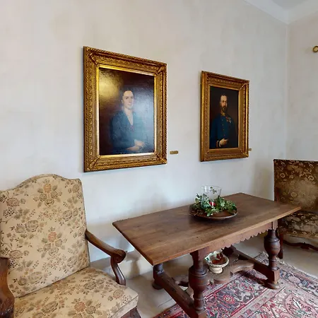 Hotel Romantik Tuchmacher 4*