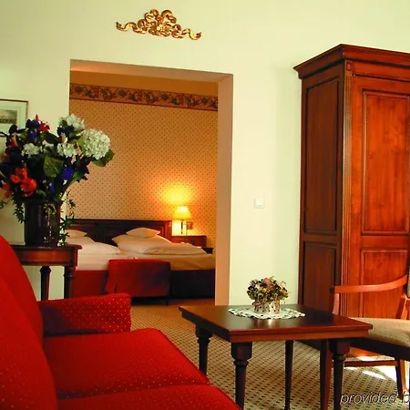 Hotel Romantik Tuchmacher 4*