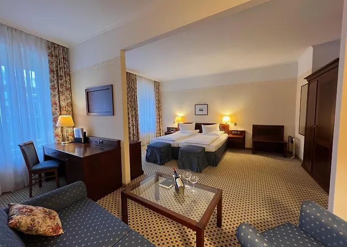 Romantik Tuchmacher מלון Görlitz