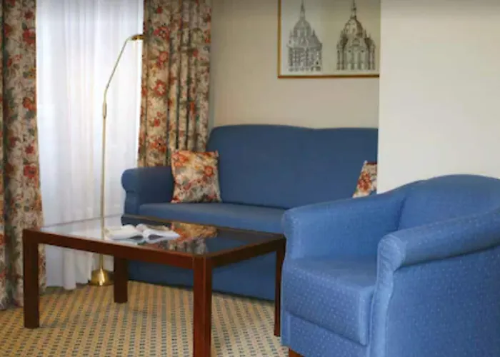 מלון Romantik Tuchmacher 4*